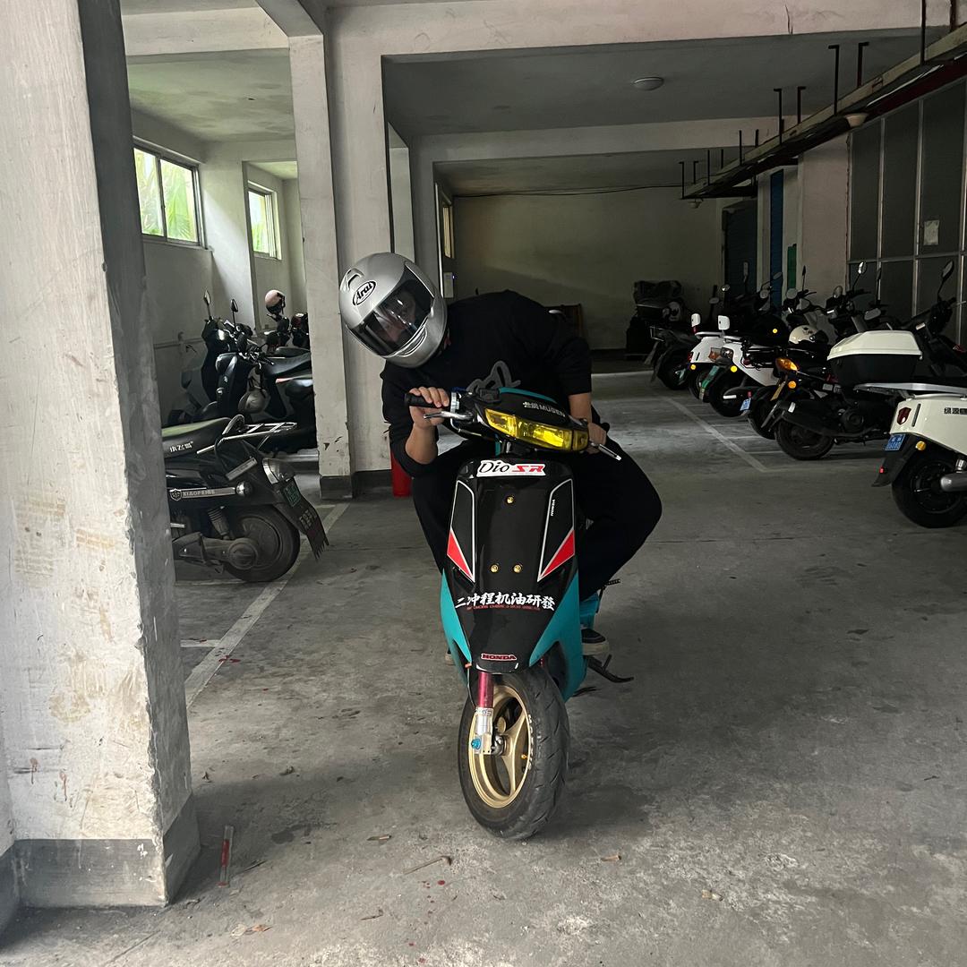 两冲程超级润滑油