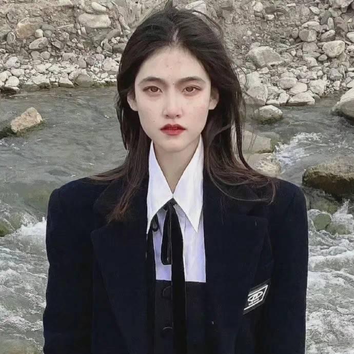 垚