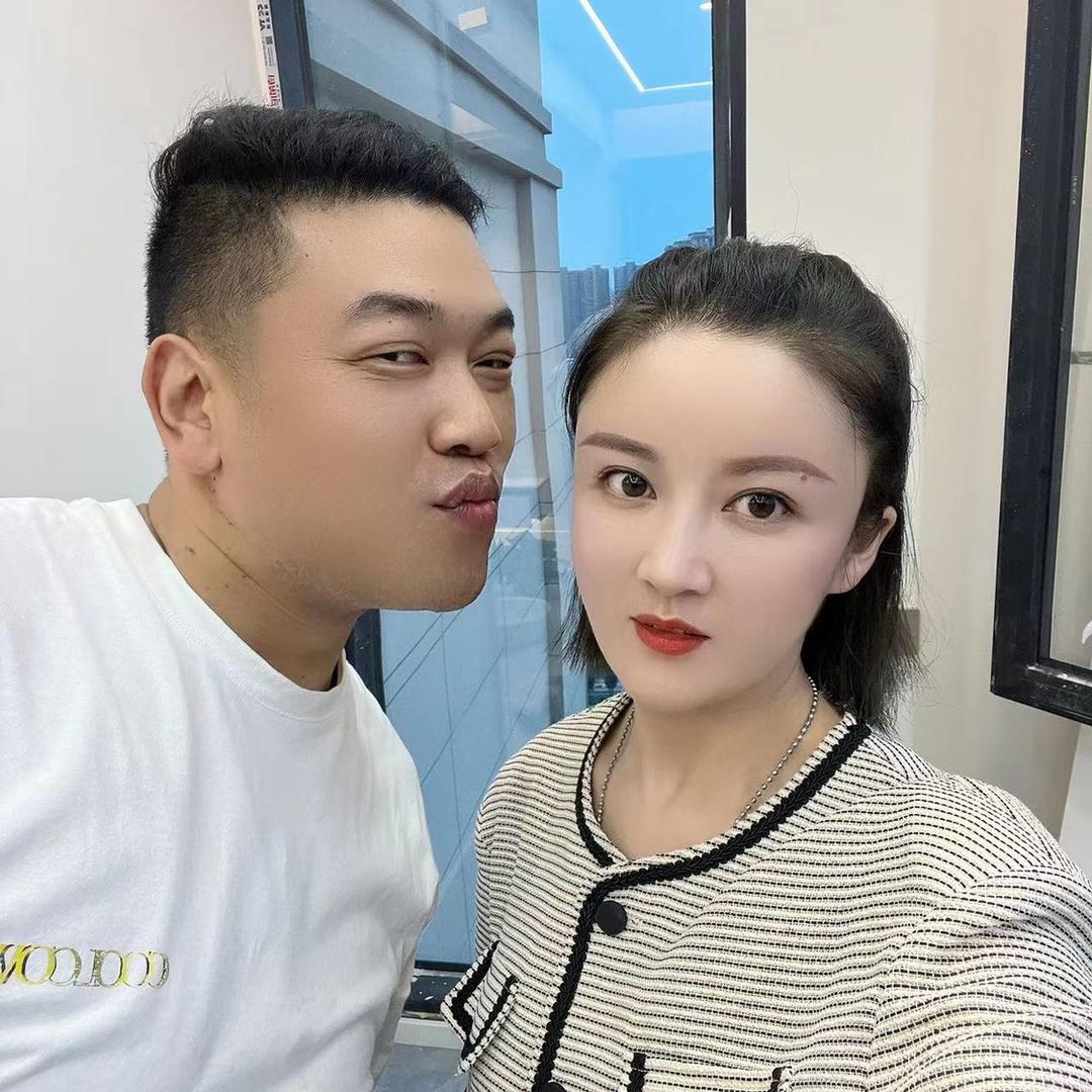亮哥夫妇👩‍❤️‍👨