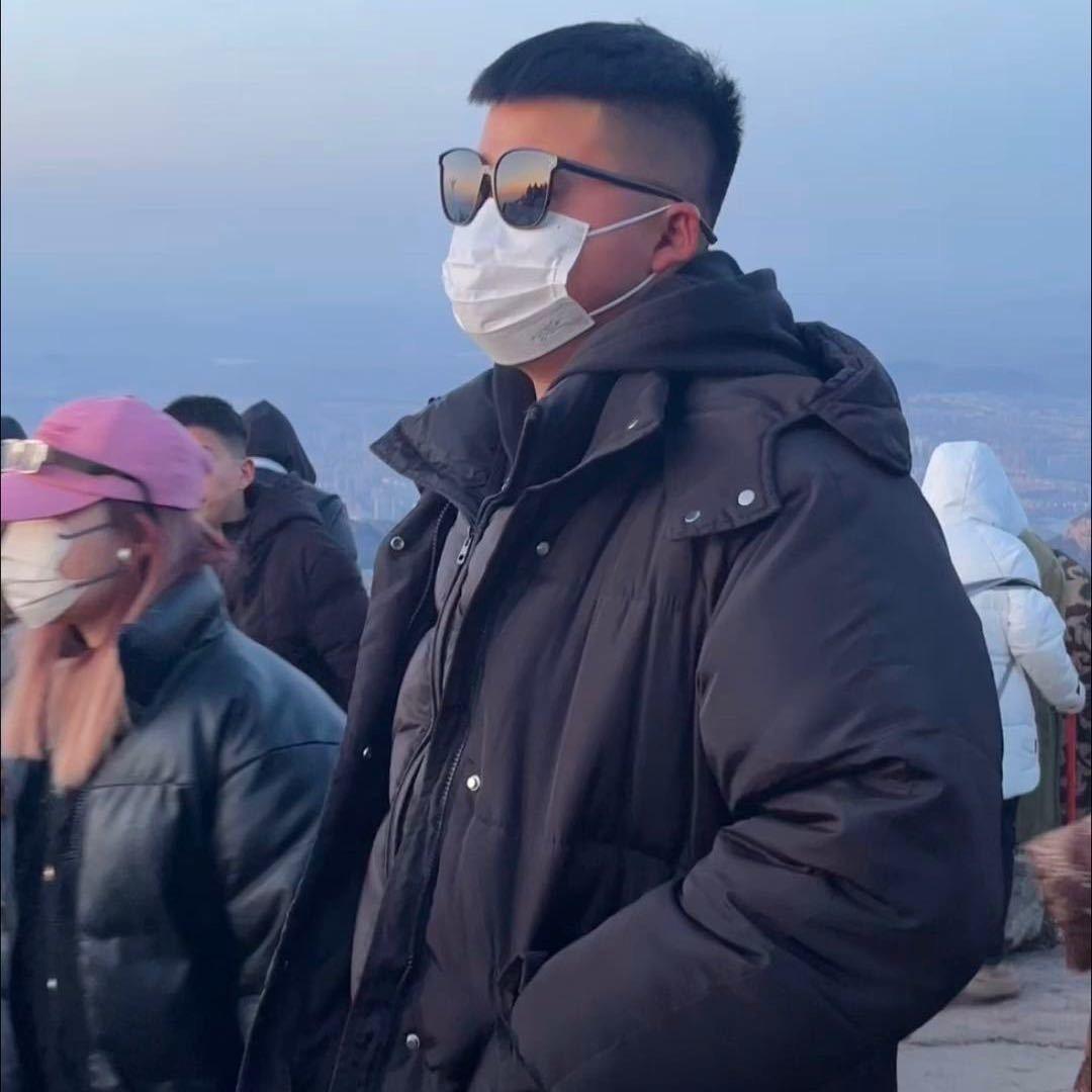 玩农机的佳宇