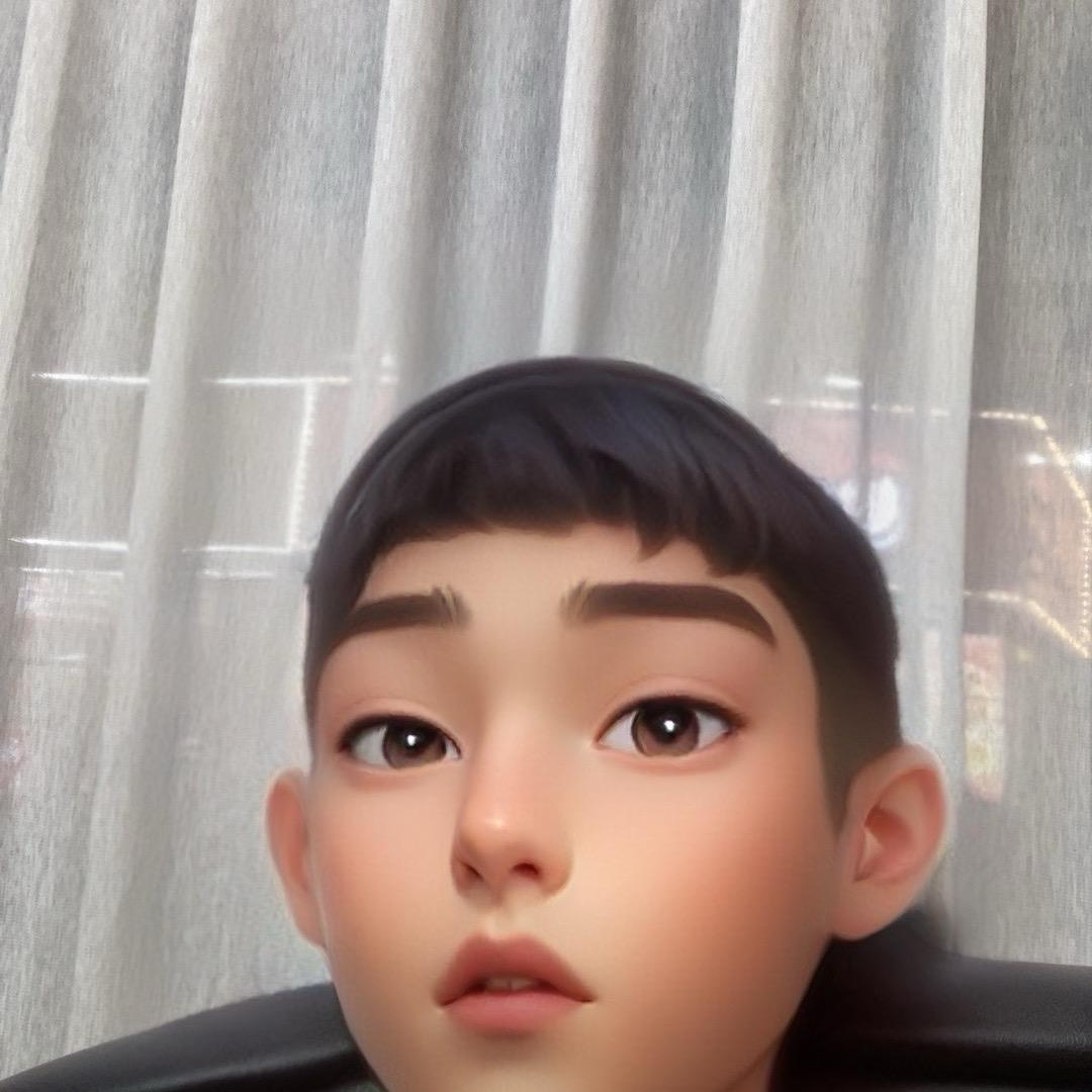 小男孩