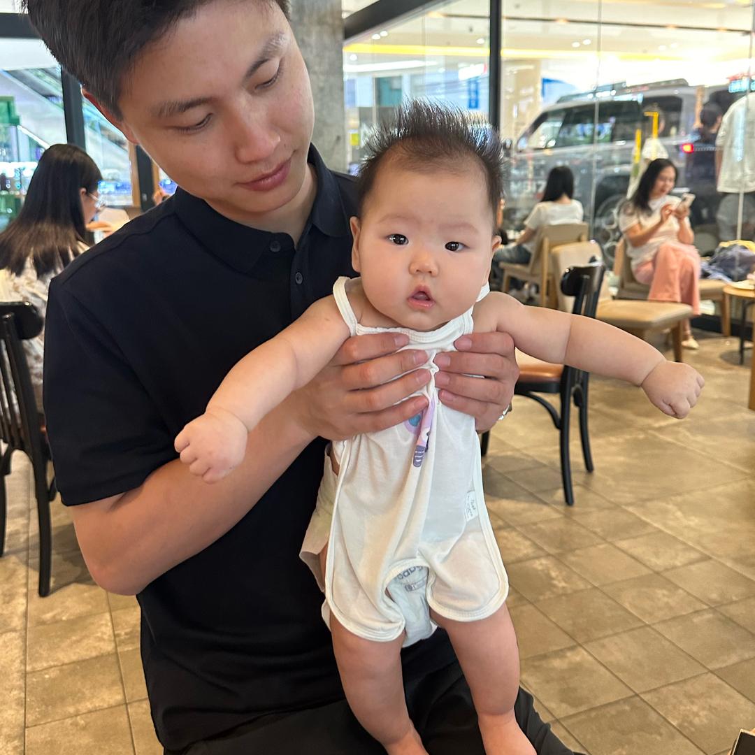 ❥(ゝω・✿ฺ)👶🏻