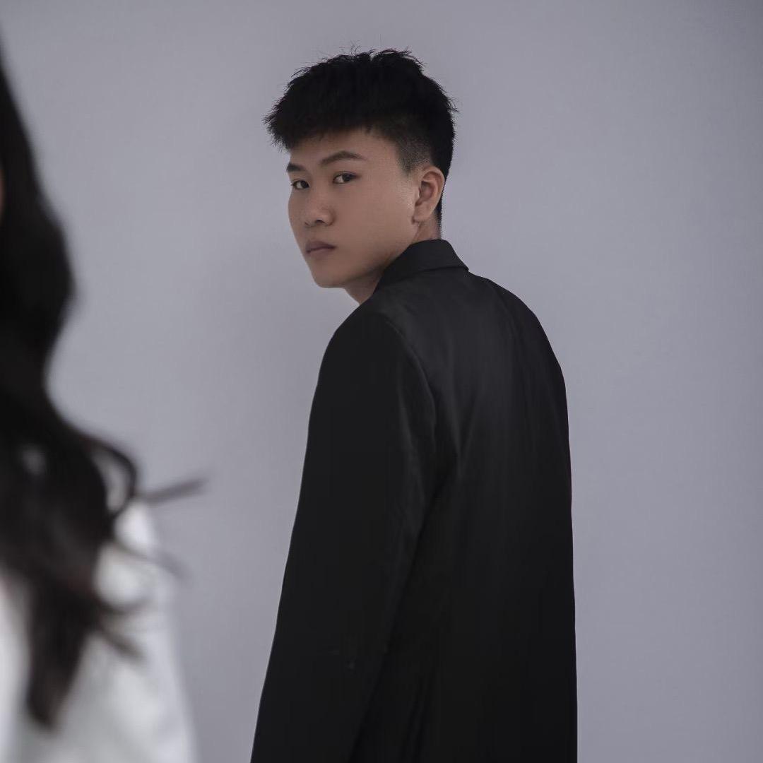 潇（求关注🙏）