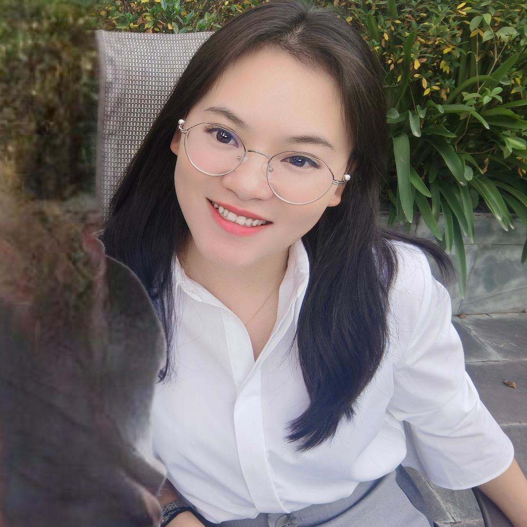 罗老师不是老师