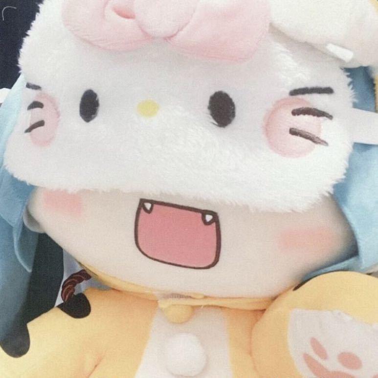 浪漫林崽.（见过两次陈奕迅）