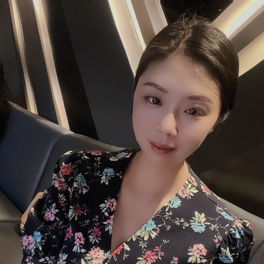 彭小一美妆