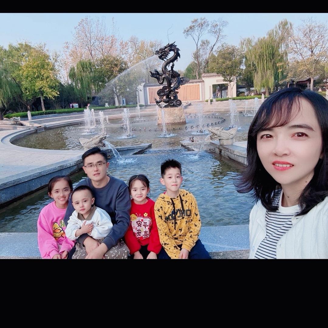 琪 琪（四个娃的妈）打赌中