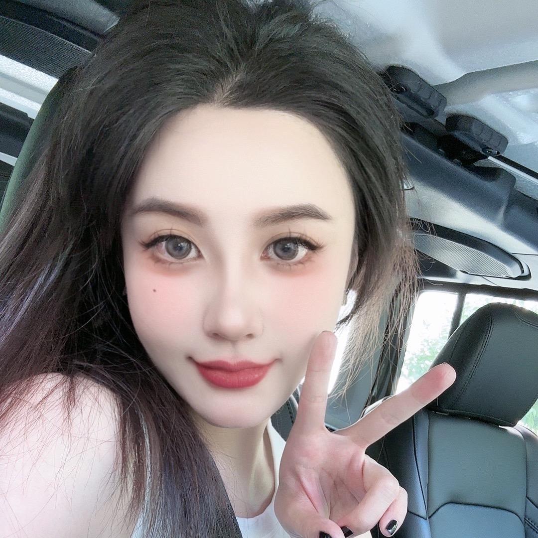 白妞妞