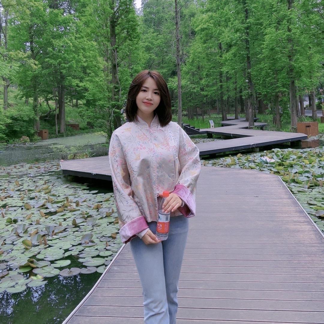 燕子很逍遥