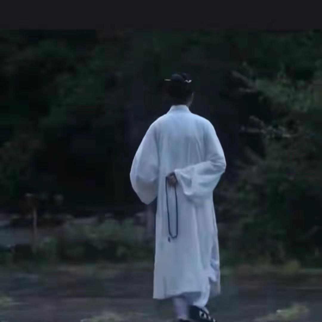 算卦先生占卜（蒜命）