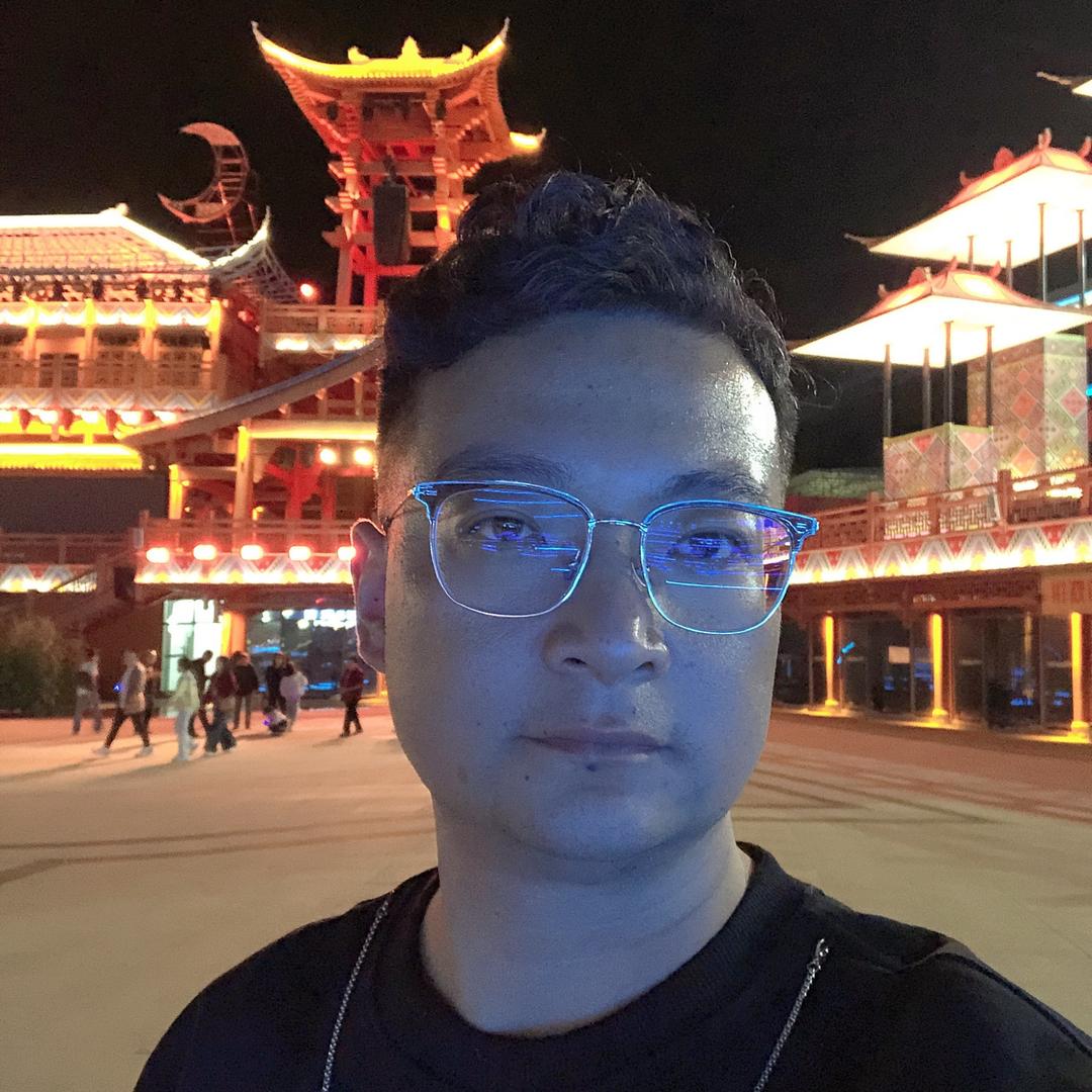 李很火🔥