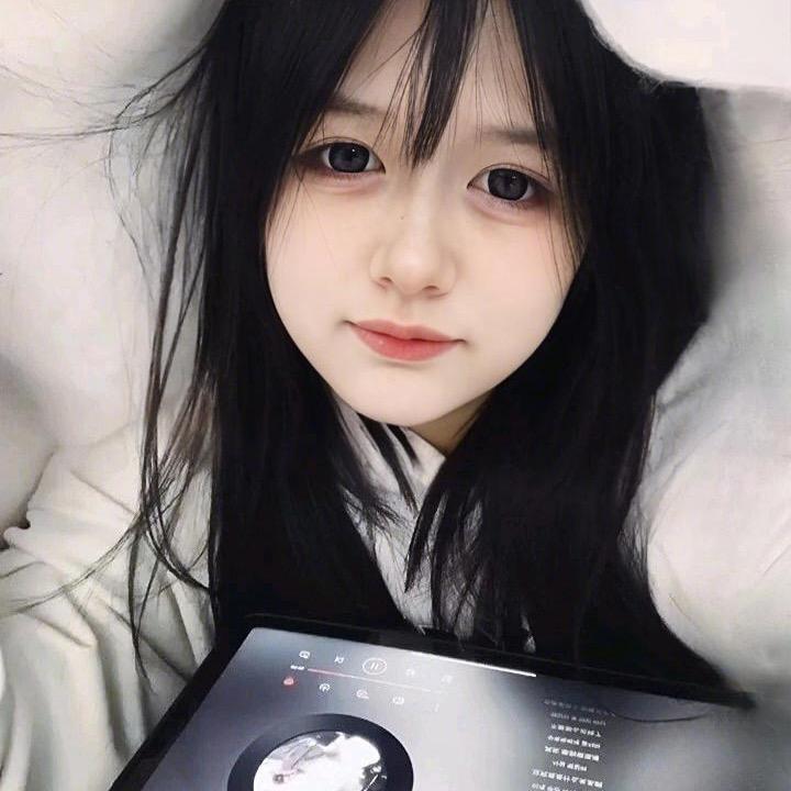 娜娜^