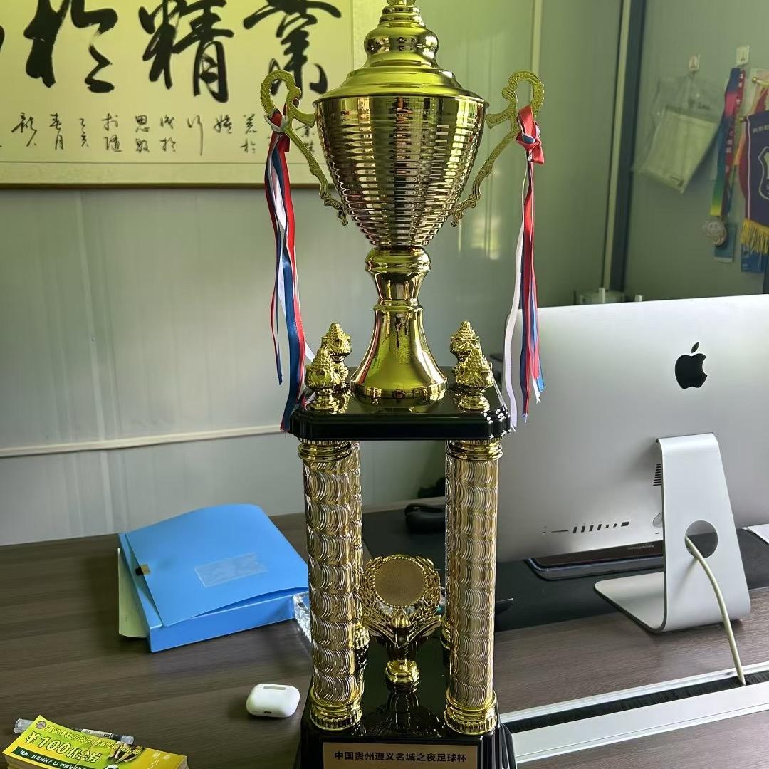 四海足球俱乐部 赵教练
