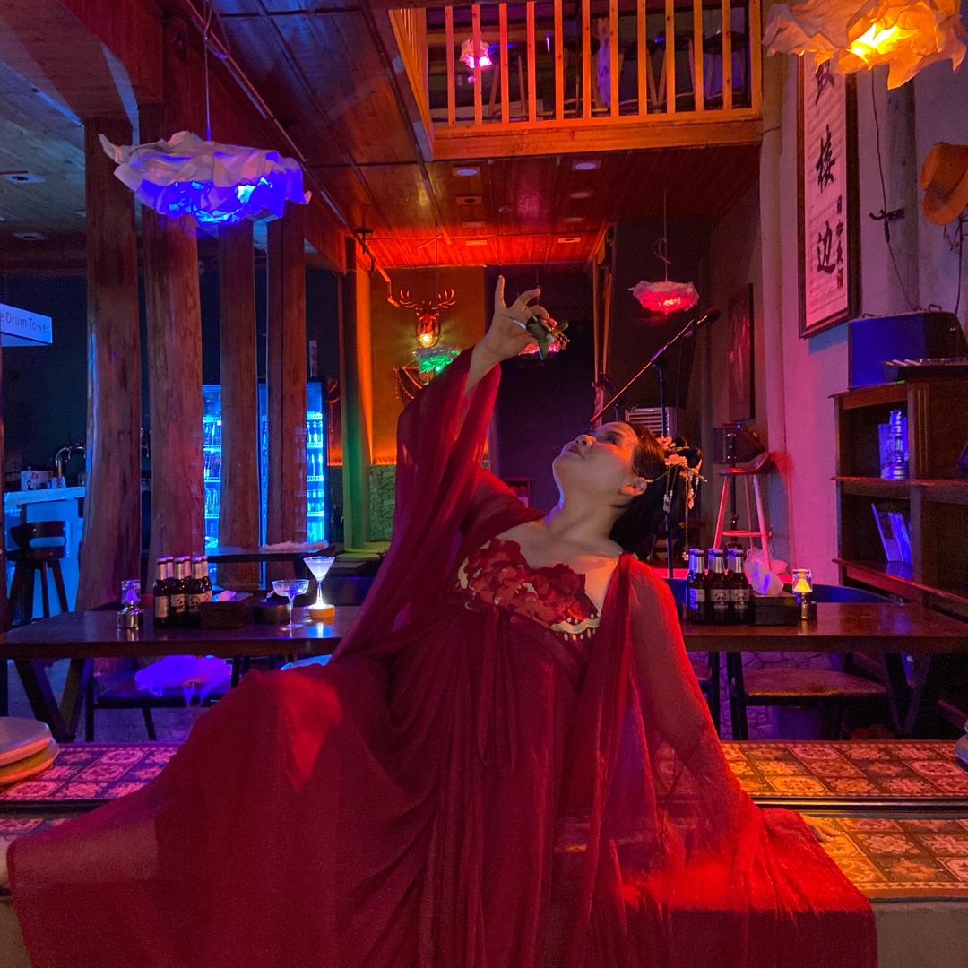 肇兴鼓楼边古风酒馆(心儿版）
