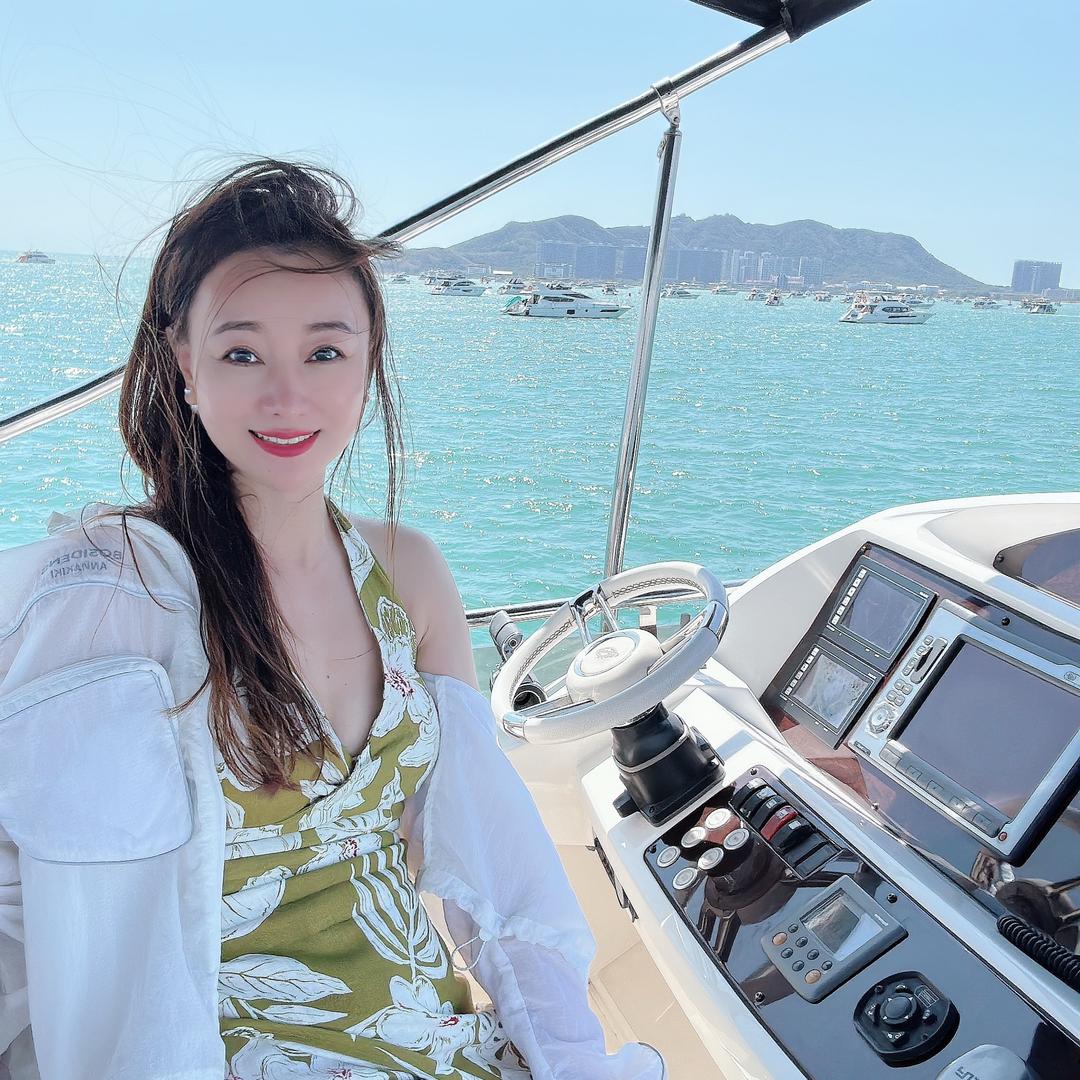 宠爱🎤歌者