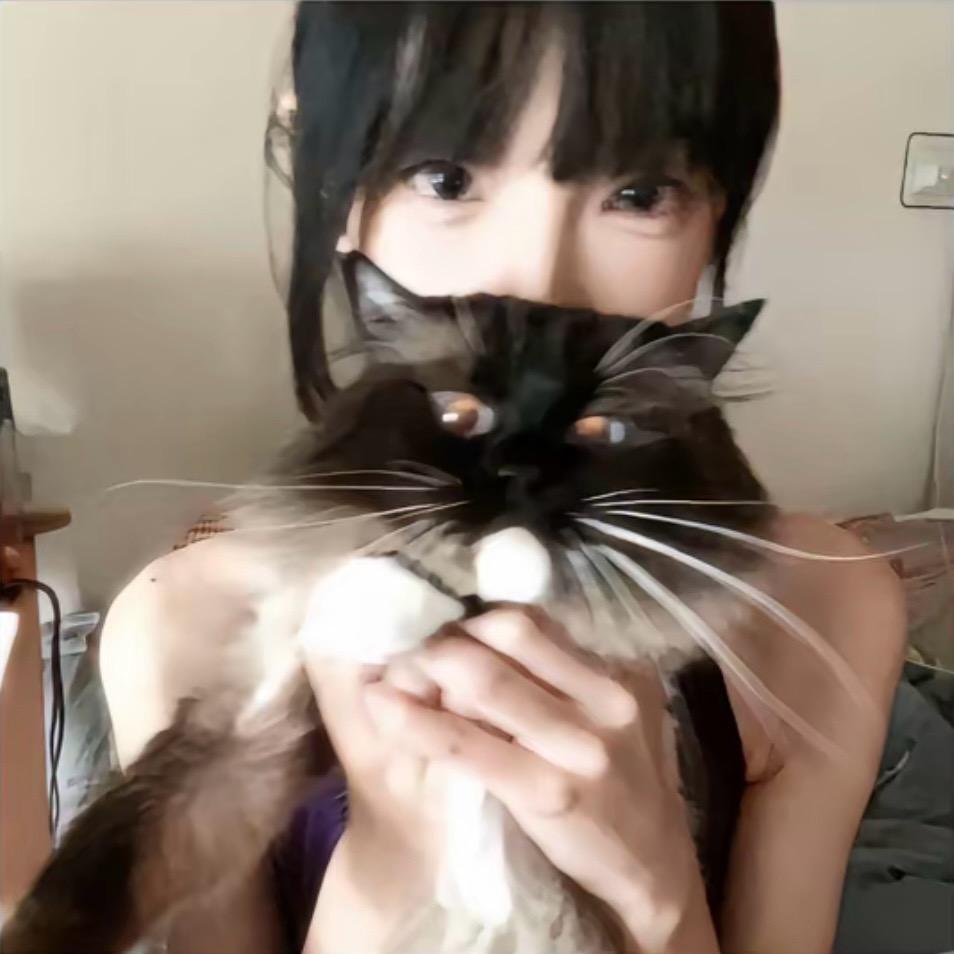 亲伊下