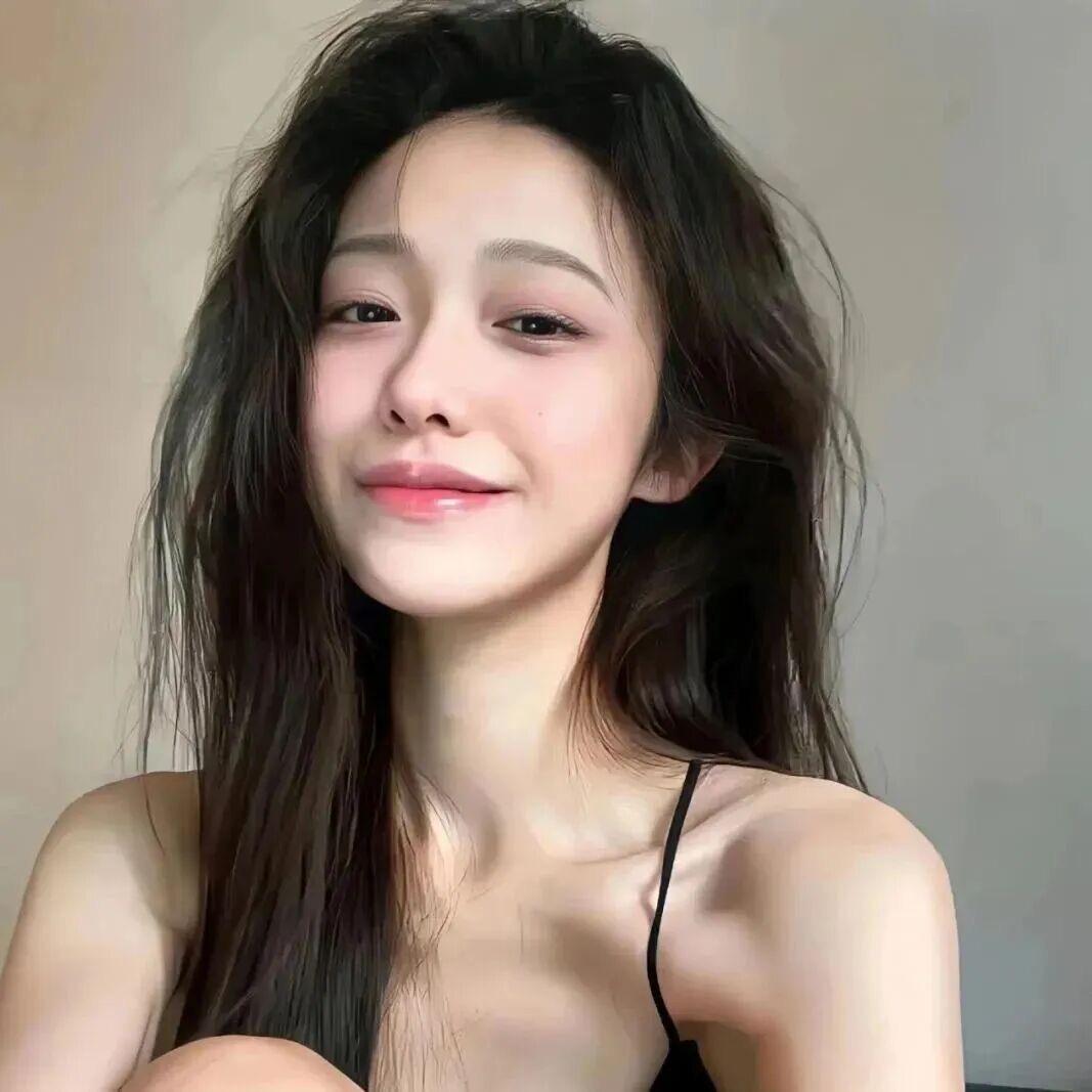 ⬜
