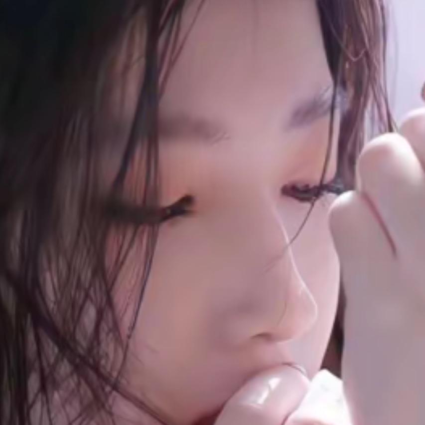 努力生活（抑郁女孩）