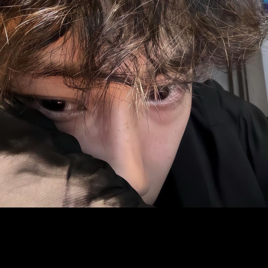 帅哥的裤衩