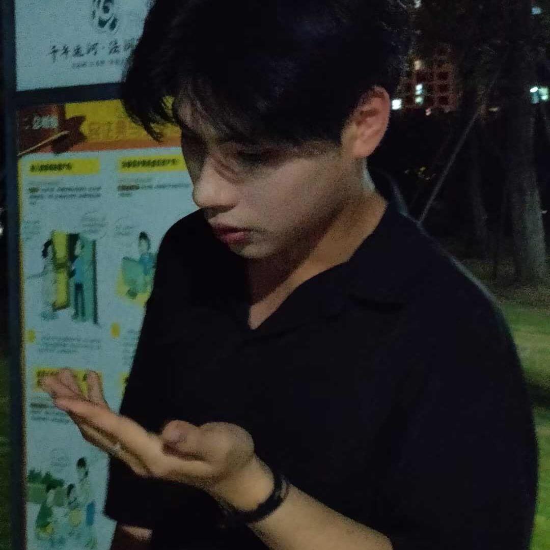 依崎
