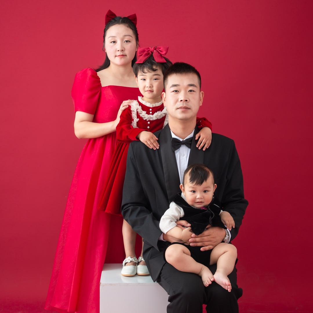 施凌夫妇👨‍👩‍👧‍👦