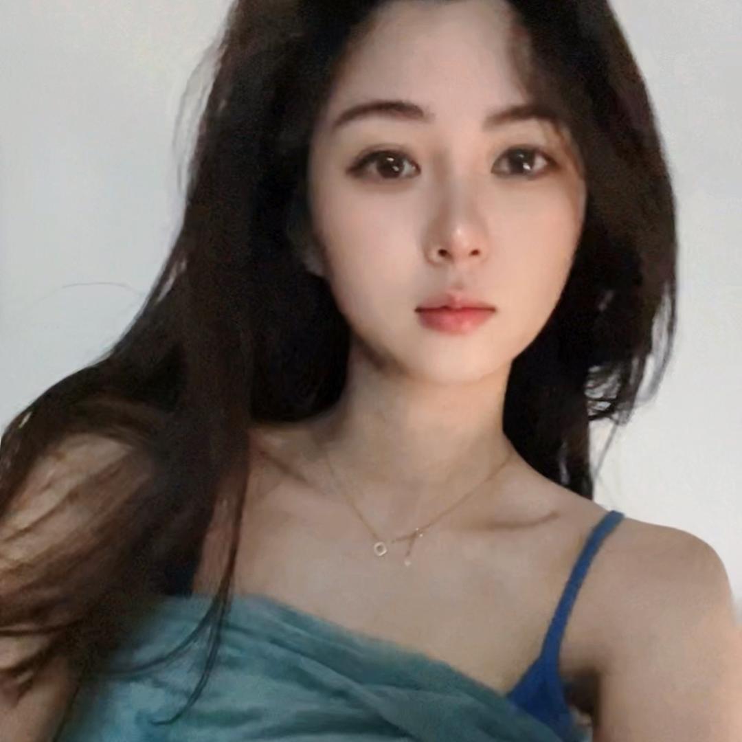 /•᷅•᷄\୭ 吉娃娃