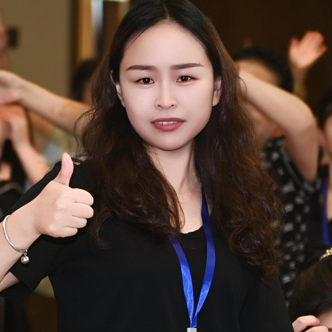 拾姑娘爱觅食