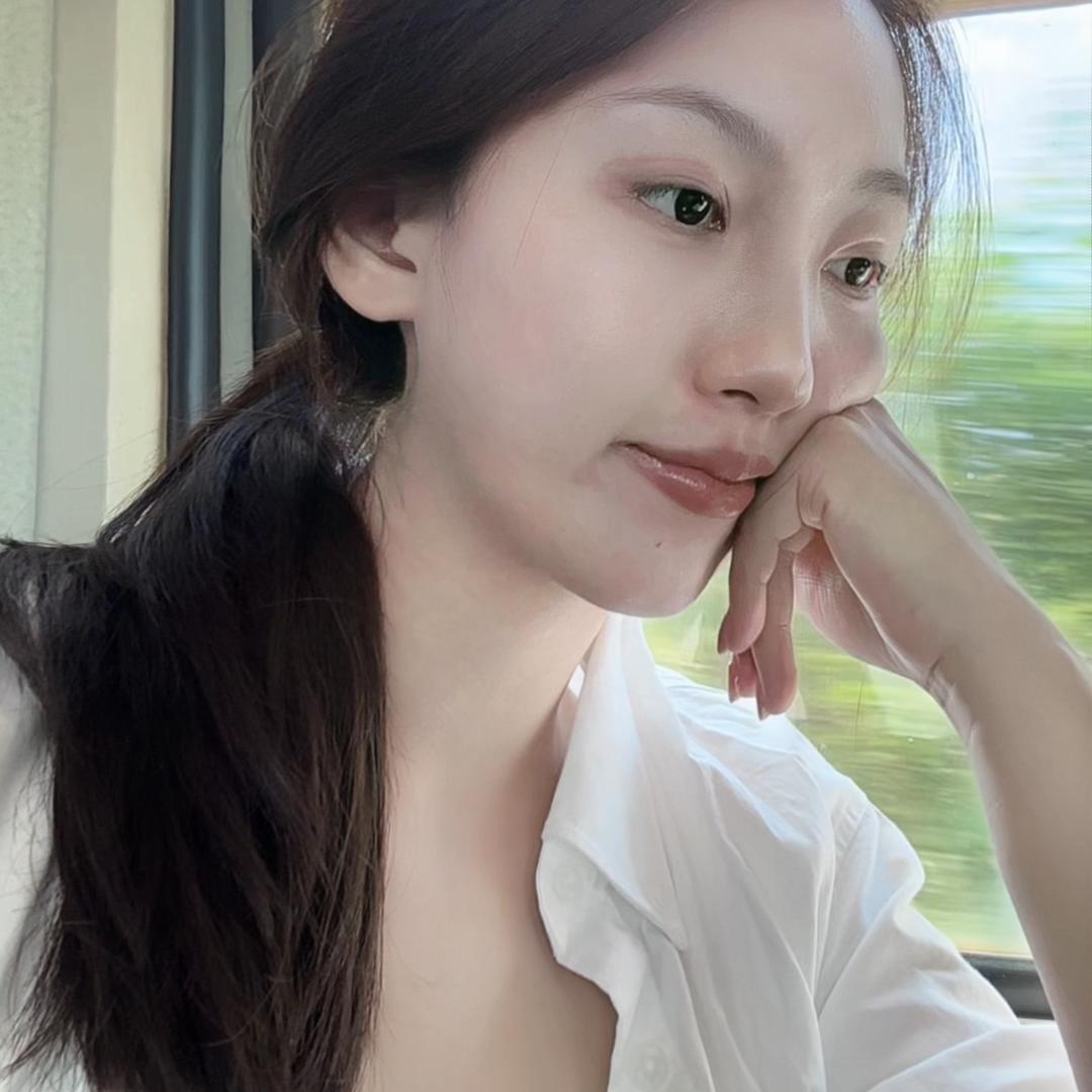 杨妮