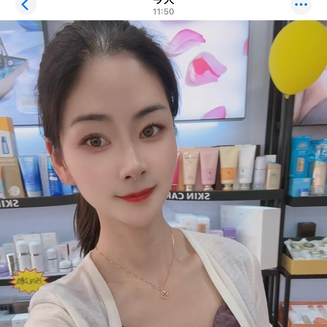娇兰佳人美妆连锁(小湖商贸城店)官方号