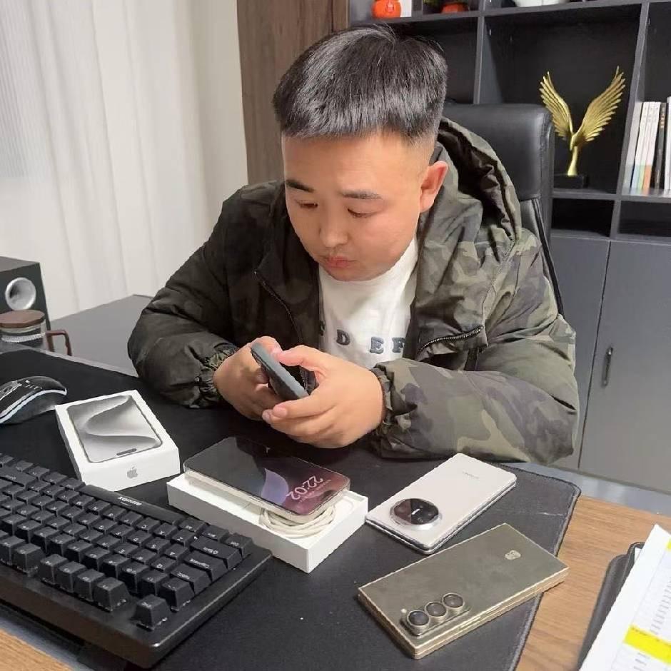 呼市小包总（全品类回收）