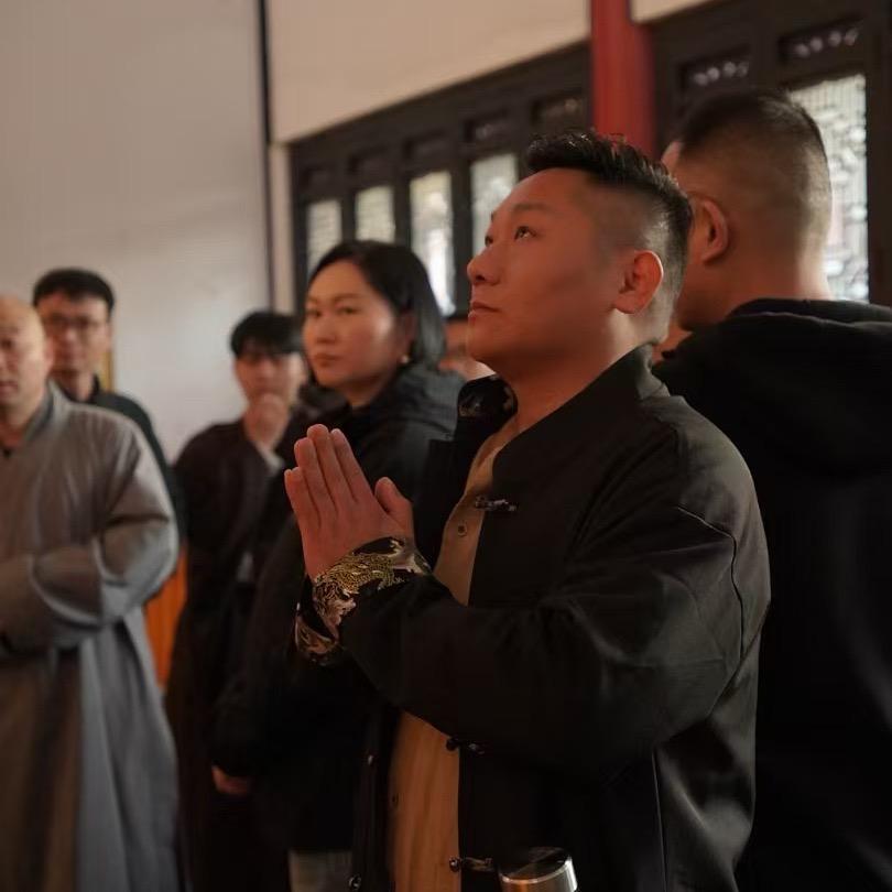 孙师兄（九华山静心旅修）