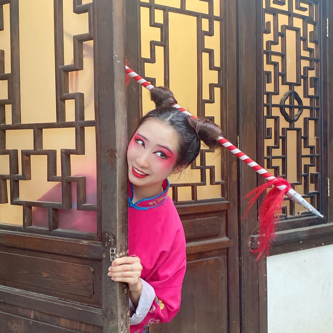 开挂了师姐