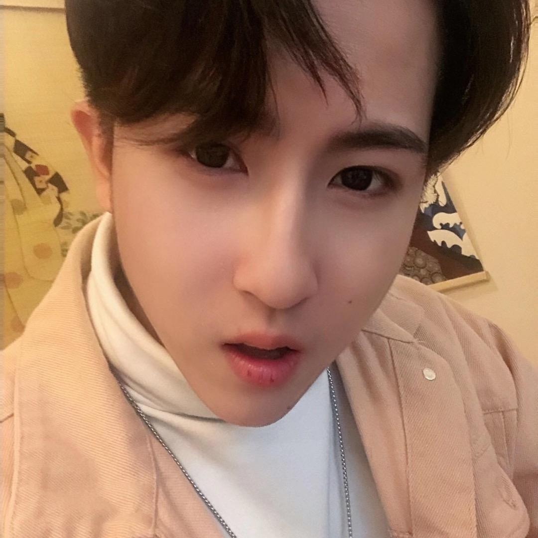 小鑫我打你哦