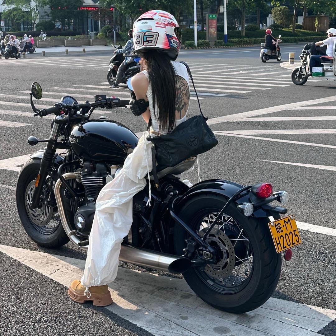 自由妹🦋