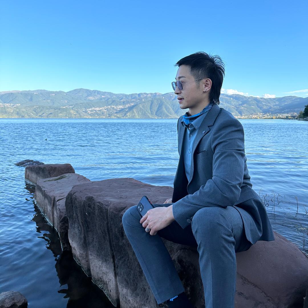 成都烫发杨云龙