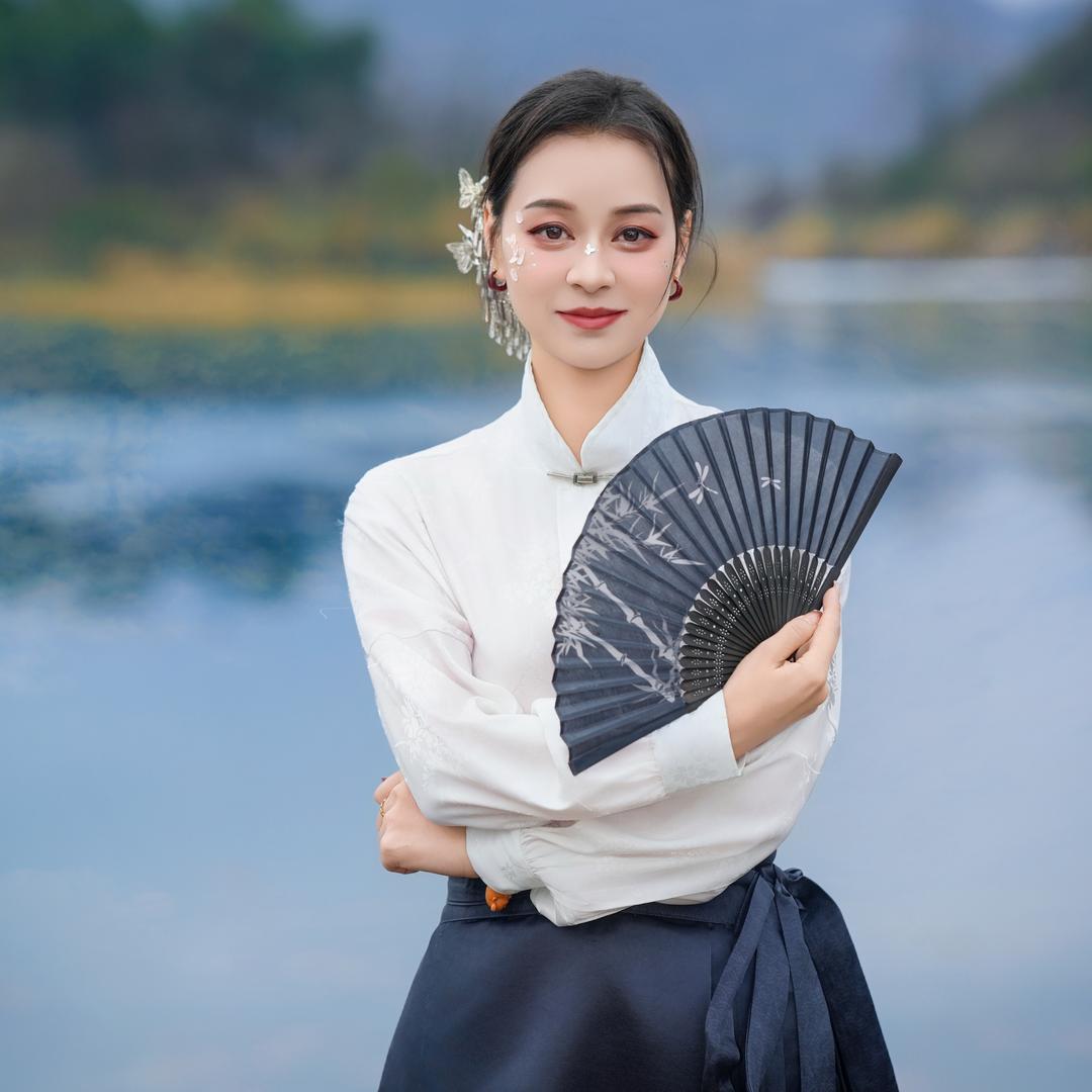 余亿 六时吉祥