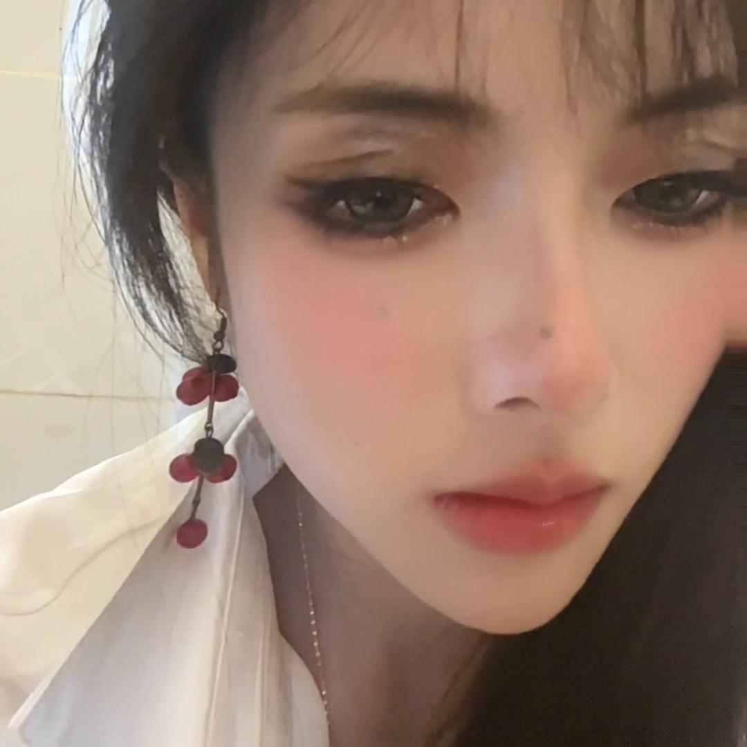四月曼（配音版）