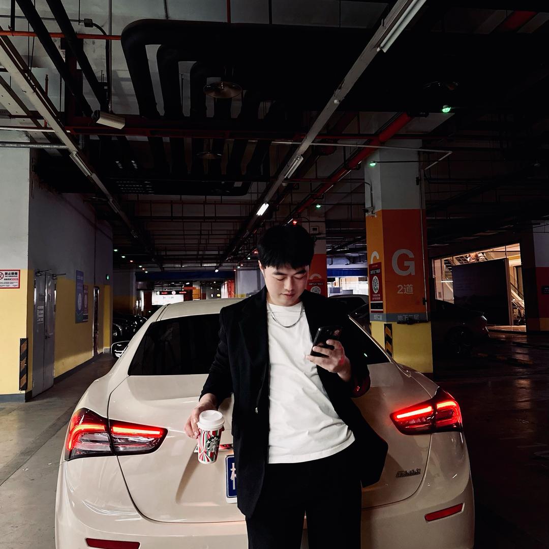 宇豪在桂林设计发型