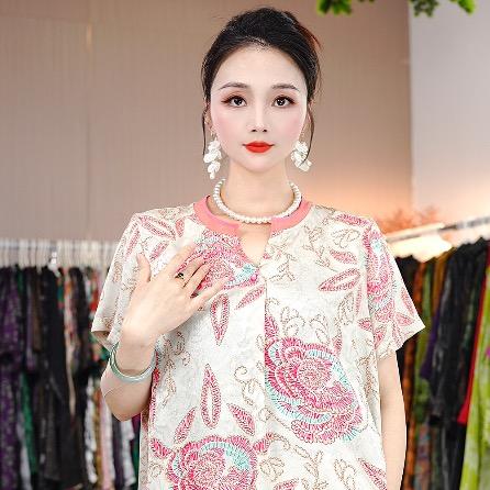 依依高奢女装