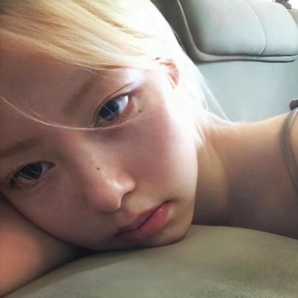 关大爷爬窗.