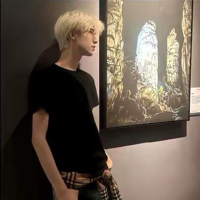 ༆孤ཨོཾ༒狼🐺