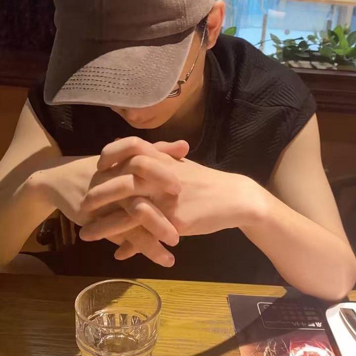 阿杜⁵²³【骚俊助理】