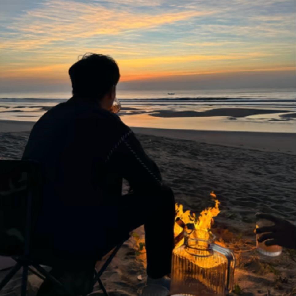 祁连山上飘的雪