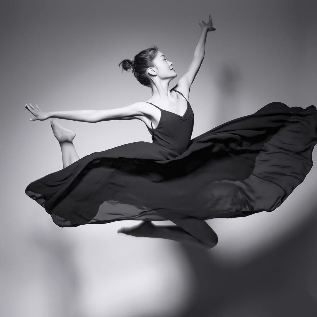 小天使舞蹈郑老师