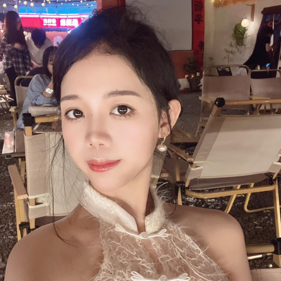 英英…