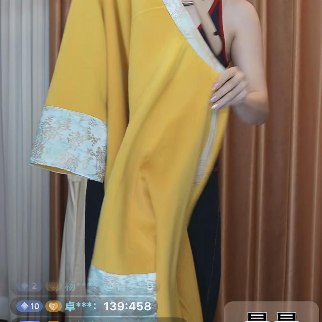 莹莹