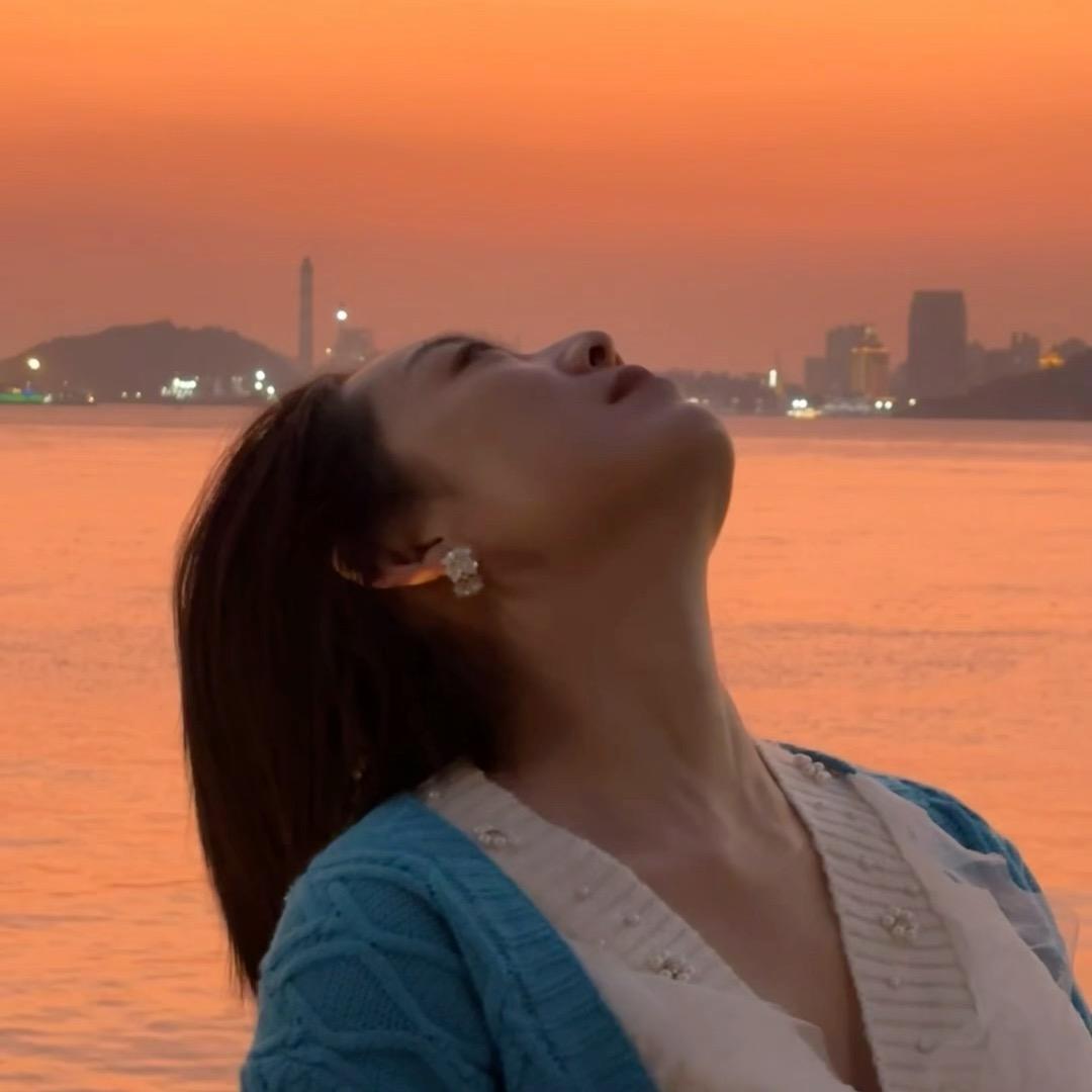 东边不亮🌻