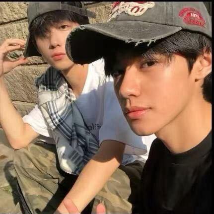 航航离不开天天