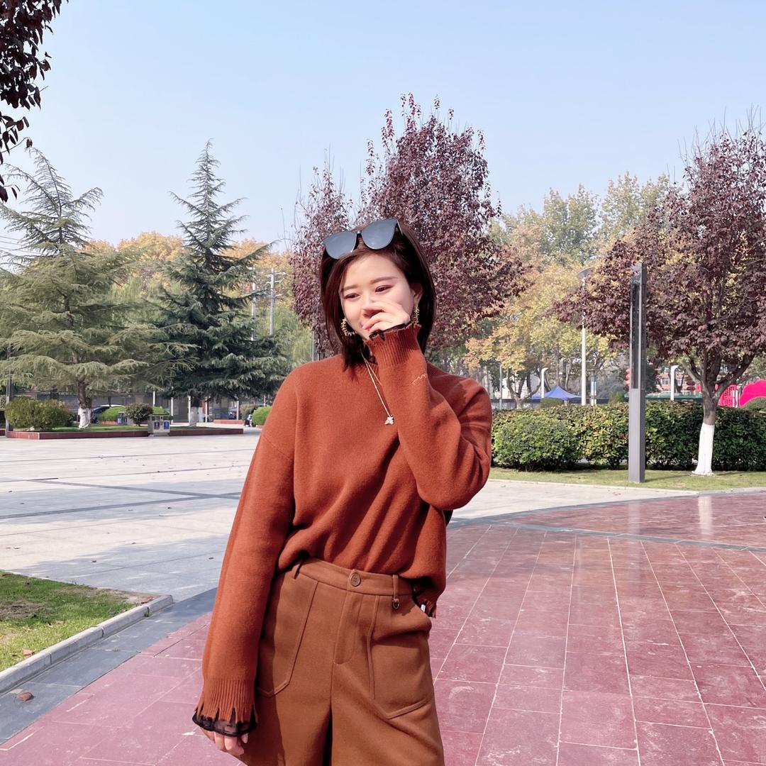 阎良俪妍女装小崔