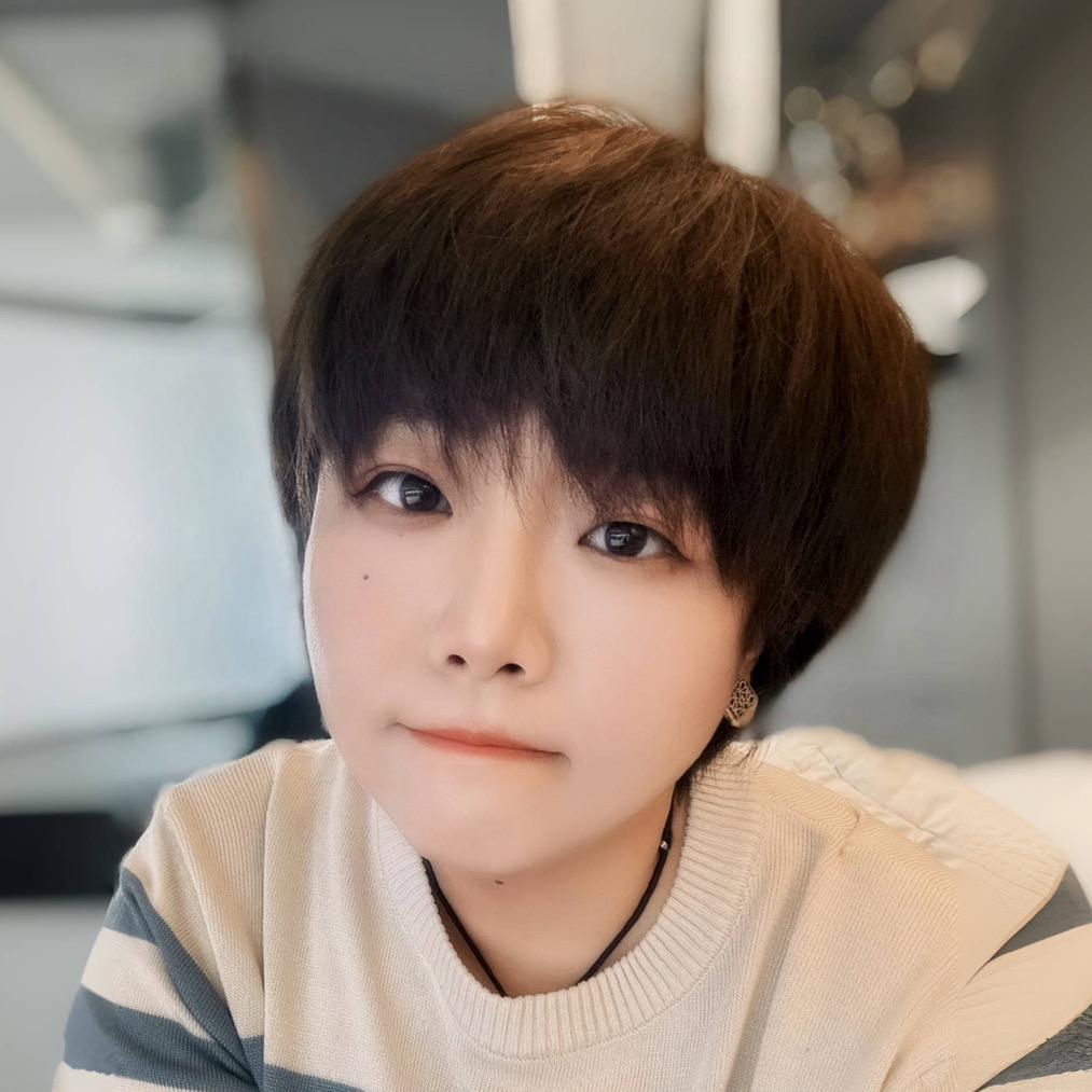 设计师BIG桃